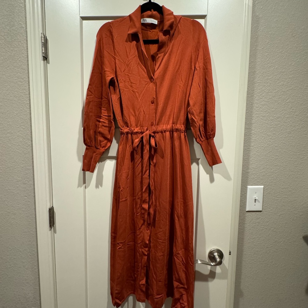 Zara Women's Rust Orange Button-Down Dress